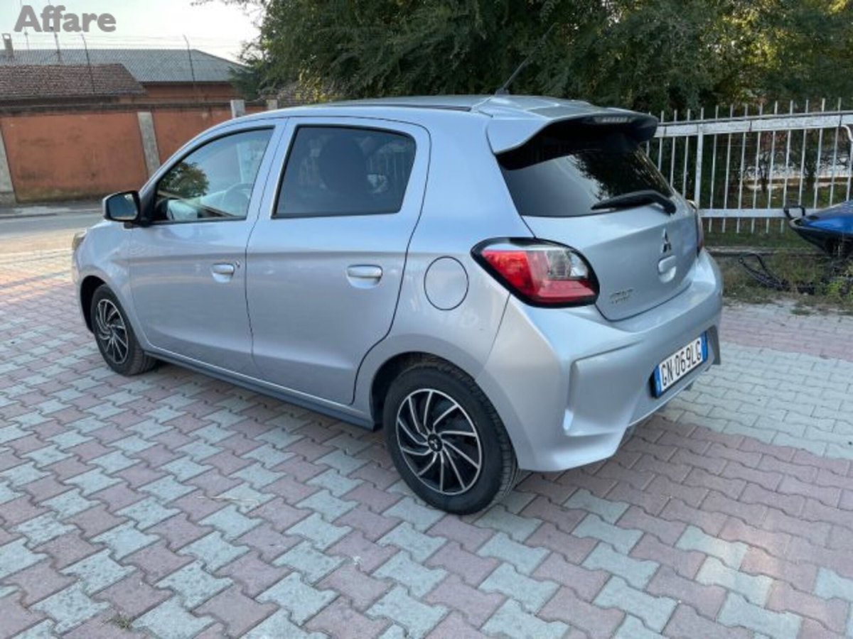 Mitsubishi Space Star 1.2 Intense SDA (3)