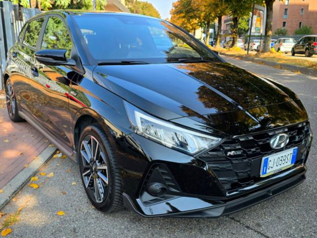 Hyundai i20 1.0 T-GDI 120 CV 48V DCT N-Line (11)