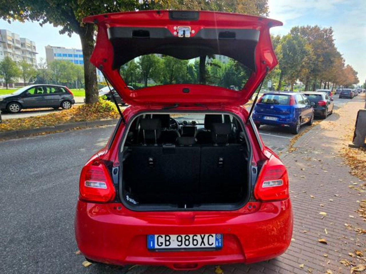 Suzuki Swift 1.2h Top 2wd (13)