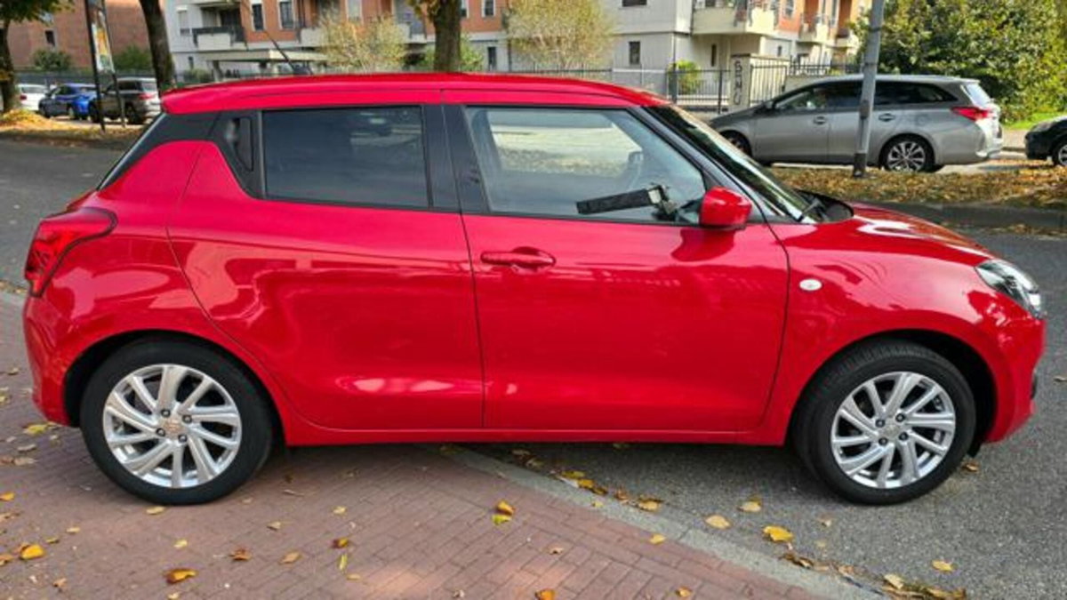 Suzuki Swift 1.2h Top 2wd (9)