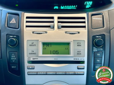 Toyota Yaris 1.0 5 porte Sol (11)