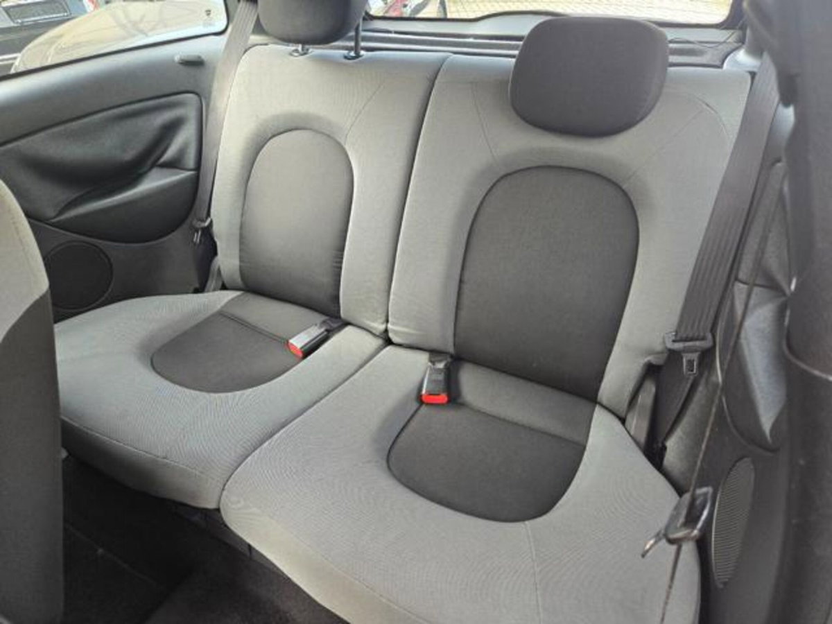 Lancia Ypsilon 1.2 Argento (13)