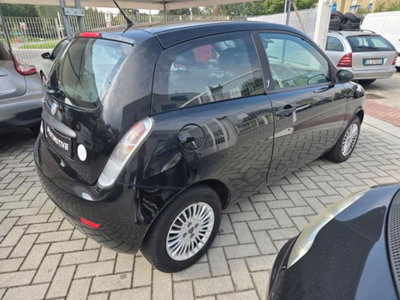 Lancia Ypsilon 1.2 Argento (8)