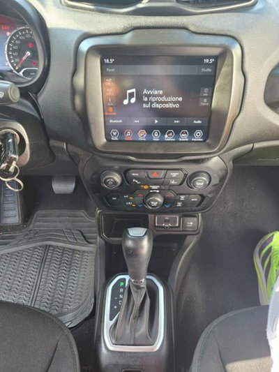 Jeep Renegade 1.5 Turbo T4 MHEV Limited (15)