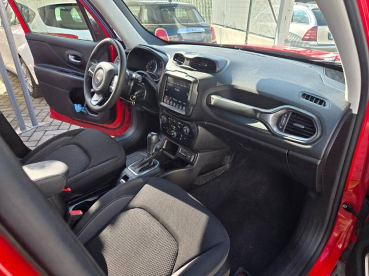 Jeep Renegade 1.5 Turbo T4 MHEV Limited (18)