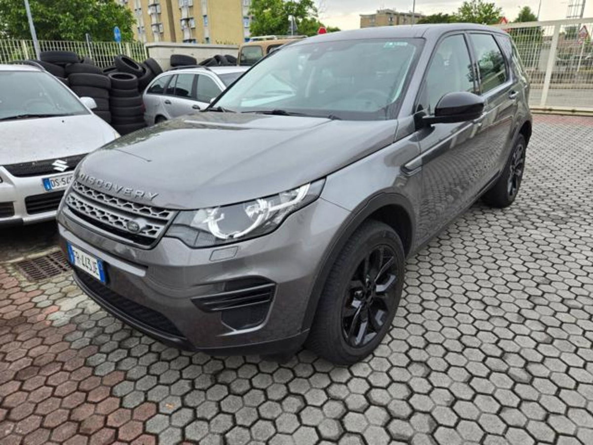 Land Rover Discovery Sport 2.0 TD4 150 CV Pure (3)