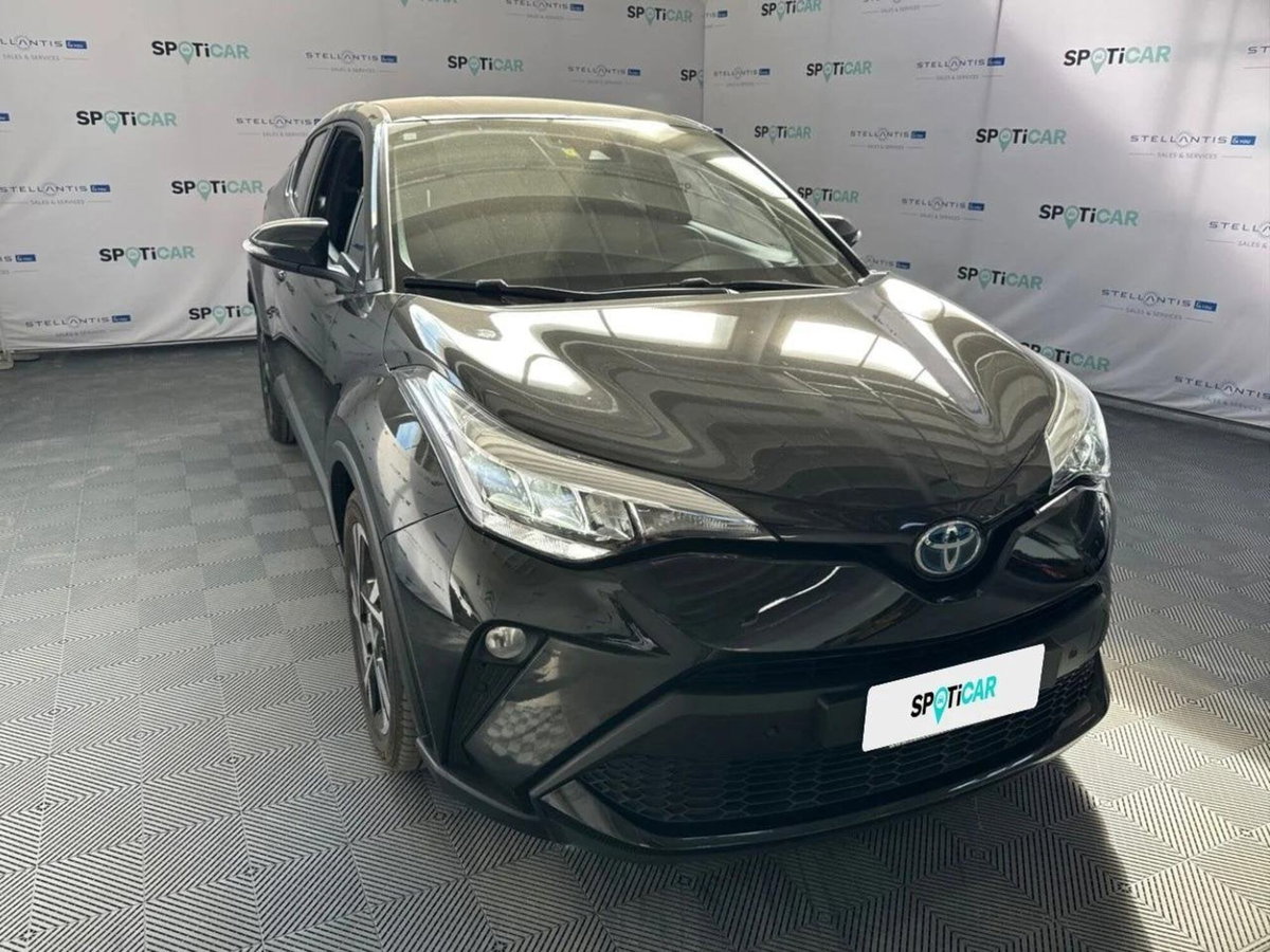 Toyota Toyota C-HR 2.0 phev Trend fwd e-cvt (2)