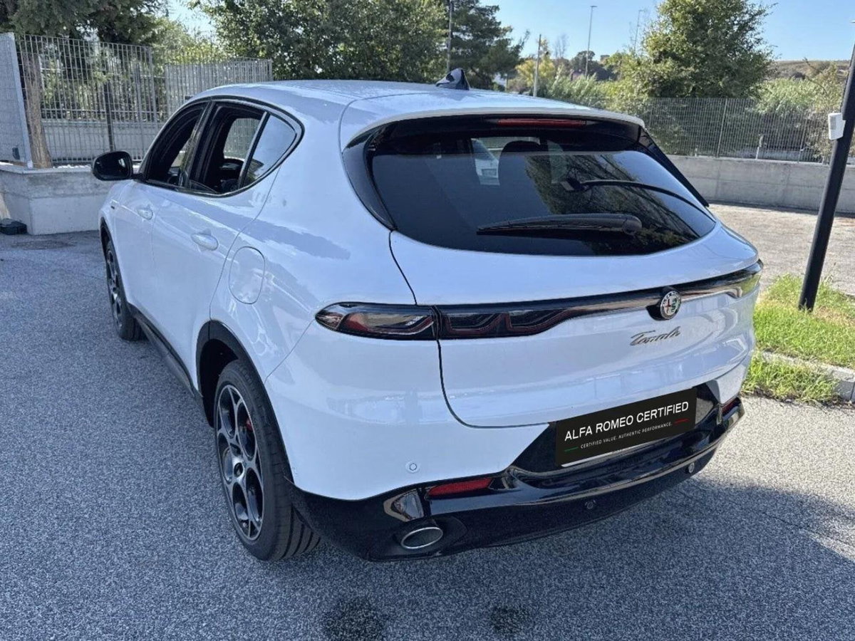 Alfa Romeo Tonale 1.3 phev Sprint Q4 280cv at6 (4)