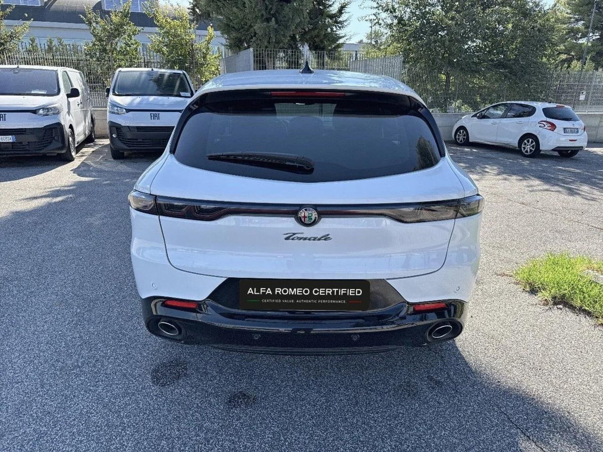 Alfa Romeo Tonale 1.3 phev Sprint Q4 280cv at6 (6)