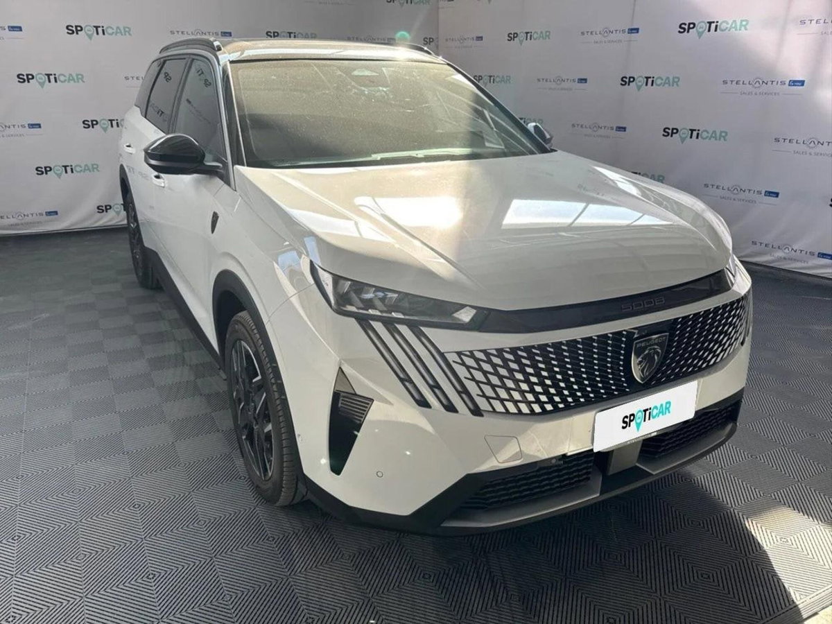 Peugeot 5008 1.2 hybrid GT 145cv 7p.ti e-dcs6