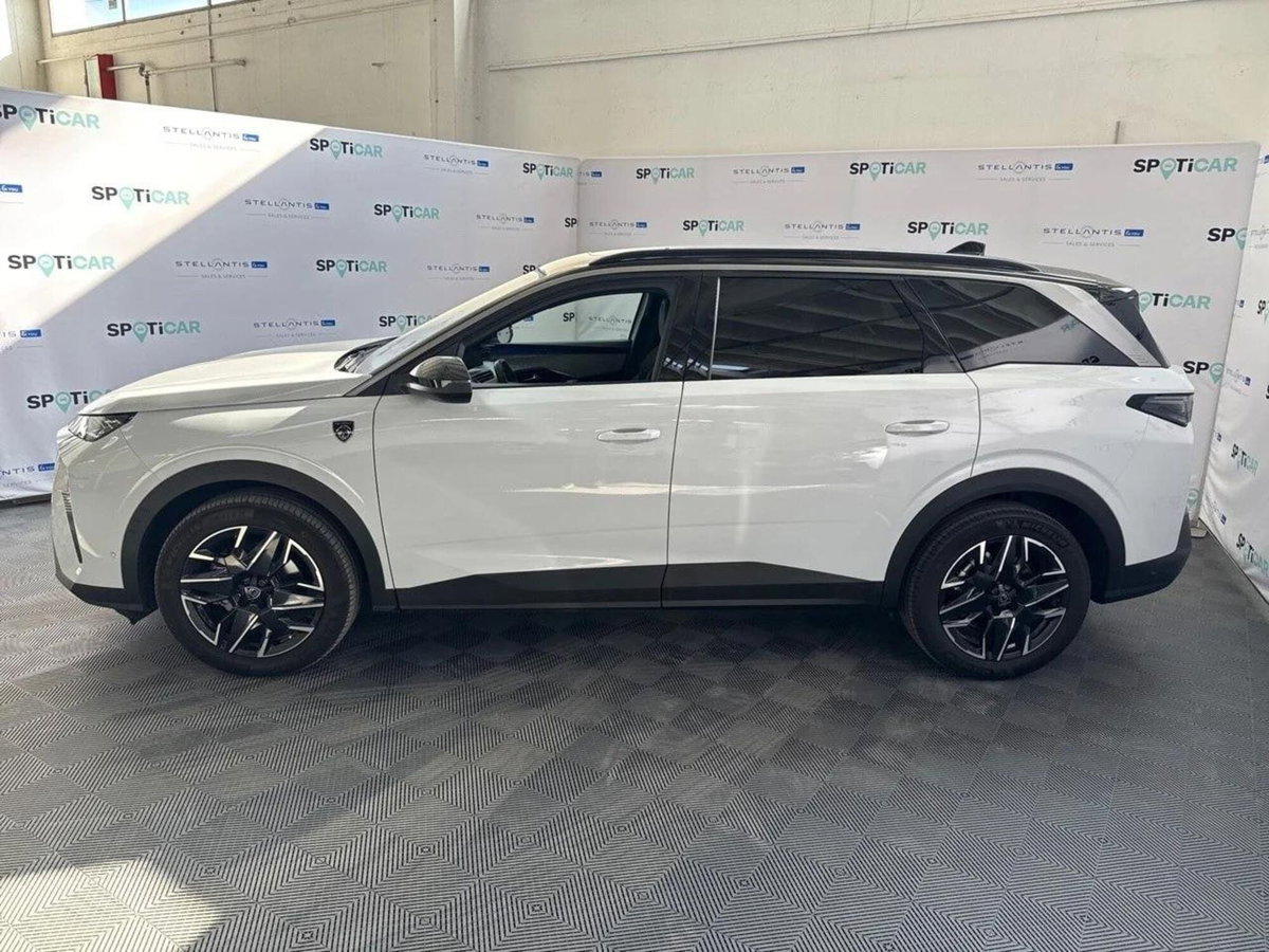 Peugeot 5008 1.2 hybrid GT 145cv 7p.ti e-dcs6 (17)