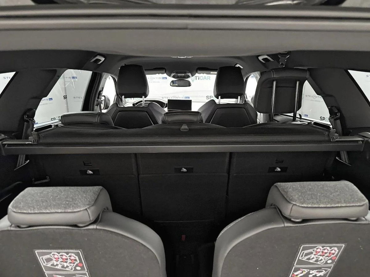 Peugeot 5008 1.5 bluehdi Allure Pack s&s 130cv eat8 (13)