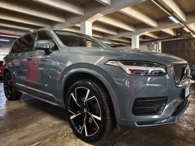 Volvo XC90 B5 (d) AWD Geartronic 7 posti Momentum Pro (3)