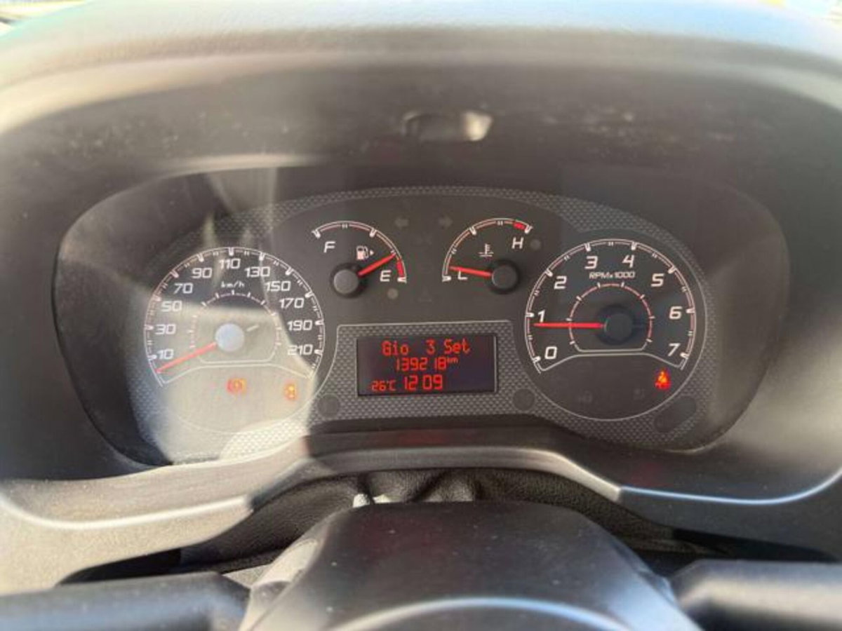 Fiat Qubo 1.3 MJT 80 CV Trekking (11)