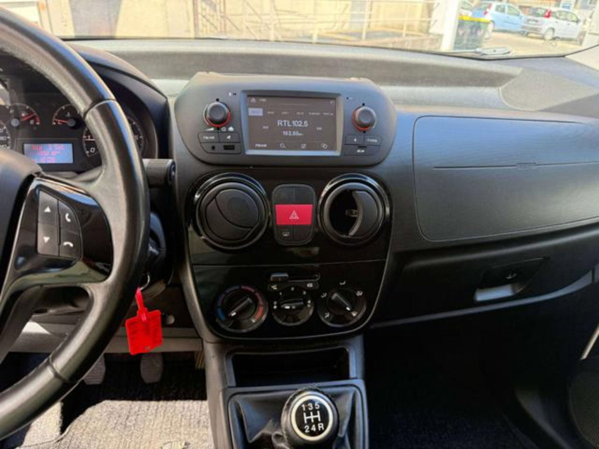 Fiat Qubo 1.3 MJT 80 CV Trekking (12)