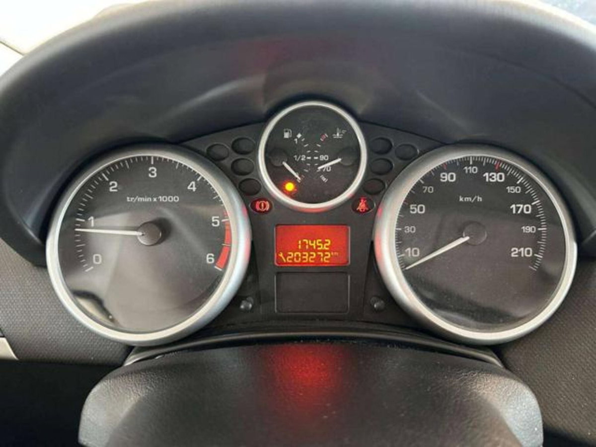 Peugeot 207 SW 8V HDi 93CV Access (10)