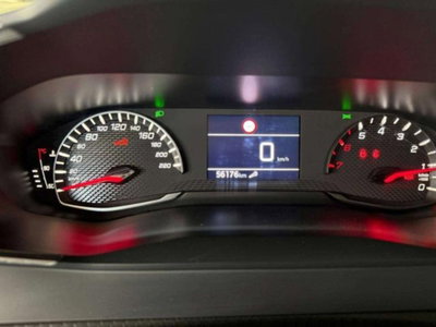 Peugeot 2008 PureTech 100 S&S Active (11)