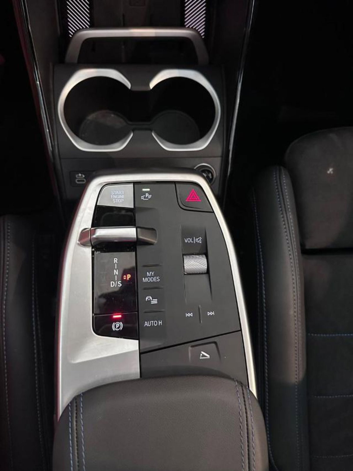 BMW X1 sdrive20i mhev 48V auto (17)
