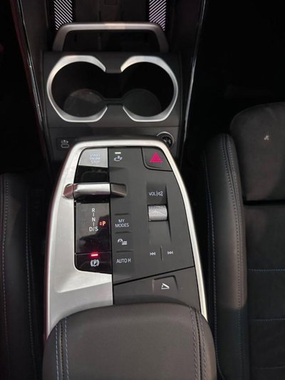 BMW X1 sdrive20i mhev 48V auto (17)