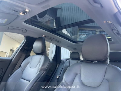Volvo XC60 2.0 t6 phev Core awd auto (12)