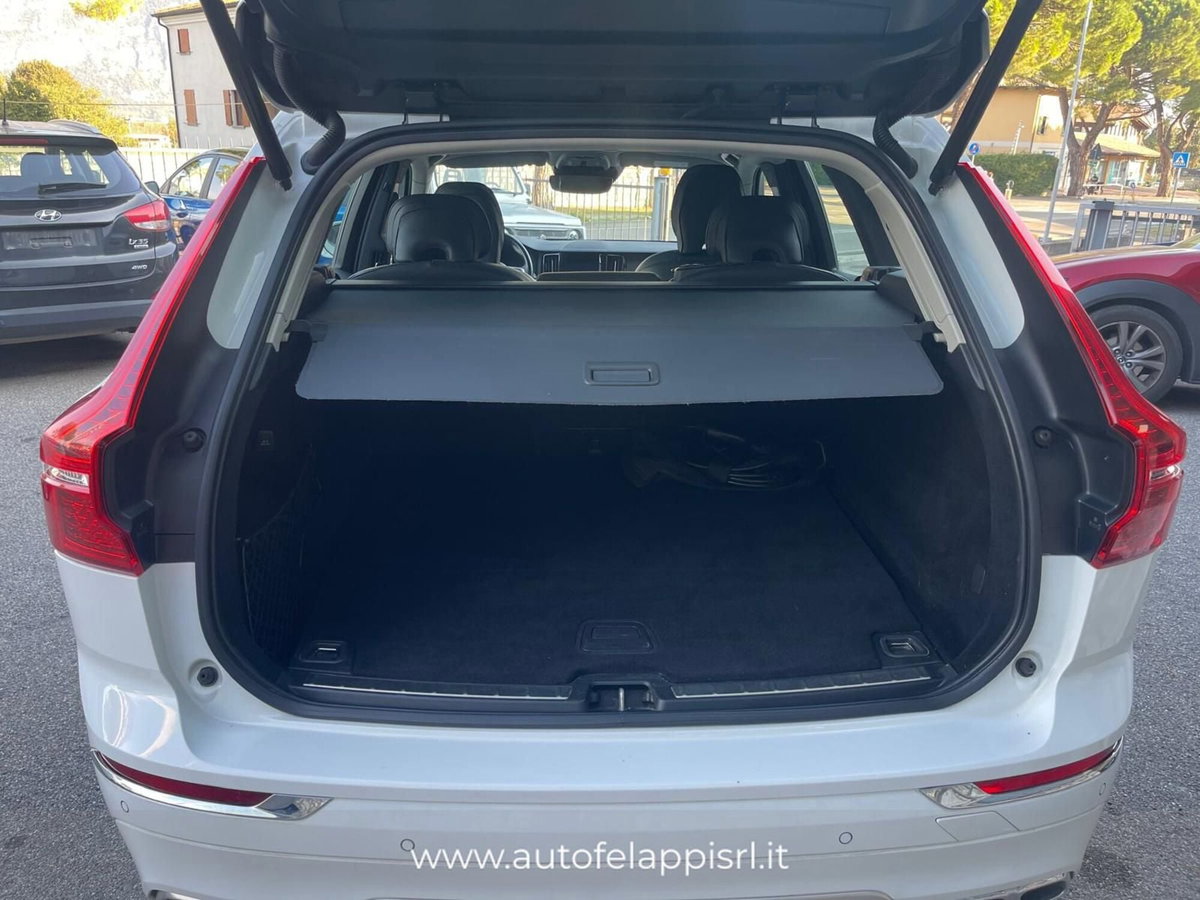 Volvo XC60 2.0 t6 phev Core awd auto (9)