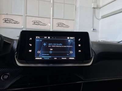 Peugeot 2008 BlueHDi 110 S&S Allure Pack (13)