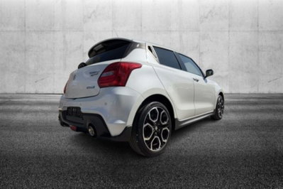 Suzuki Swift 1.4h Sport 2wd (3)