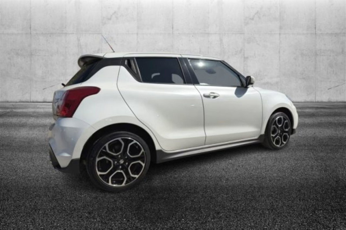 Suzuki Swift 1.4h Sport 2wd (5)
