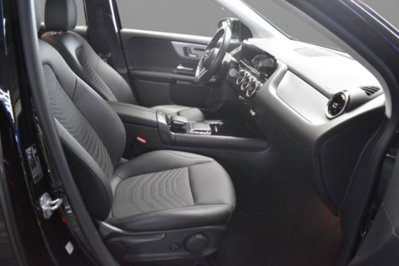 Mercedes-Benz GLA SUV 200 d Automatic 4Matic Sport (7)