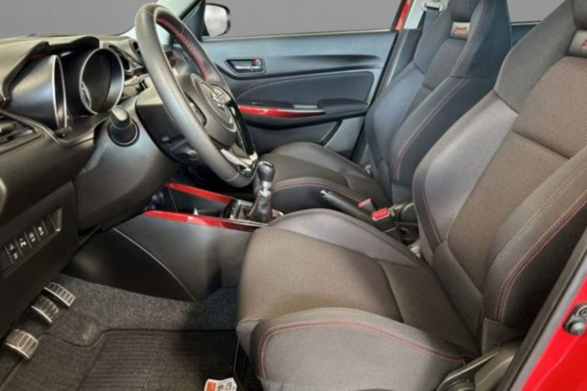 Suzuki Swift 1.4h Sport 2wd (7)