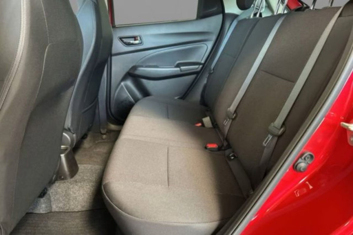 Suzuki Swift 1.4h Sport 2wd (8)