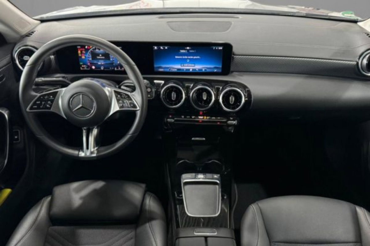Mercedes-Benz CLA 200 d Progressive Advanced Plus auto (6)