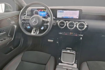 Mercedes-Benz Classe A Sedan 35 4Matic 4p. AMG (3)