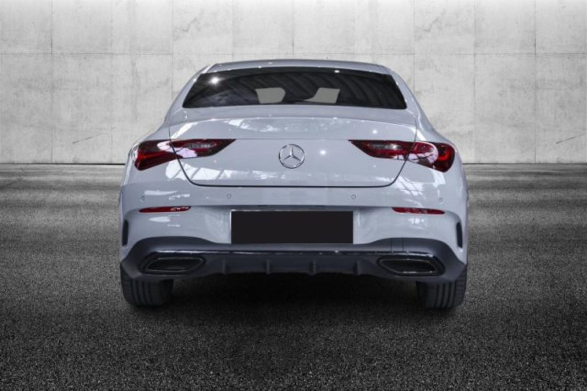 Mercedes-Benz CLA 200 Automatic Premium (4)
