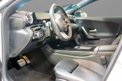 Mercedes-Benz CLA 220 d Automatic Business (3)