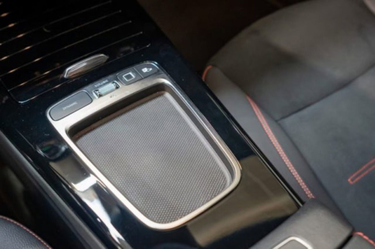 Mercedes-Benz CLA 220 d Automatic Business (8)