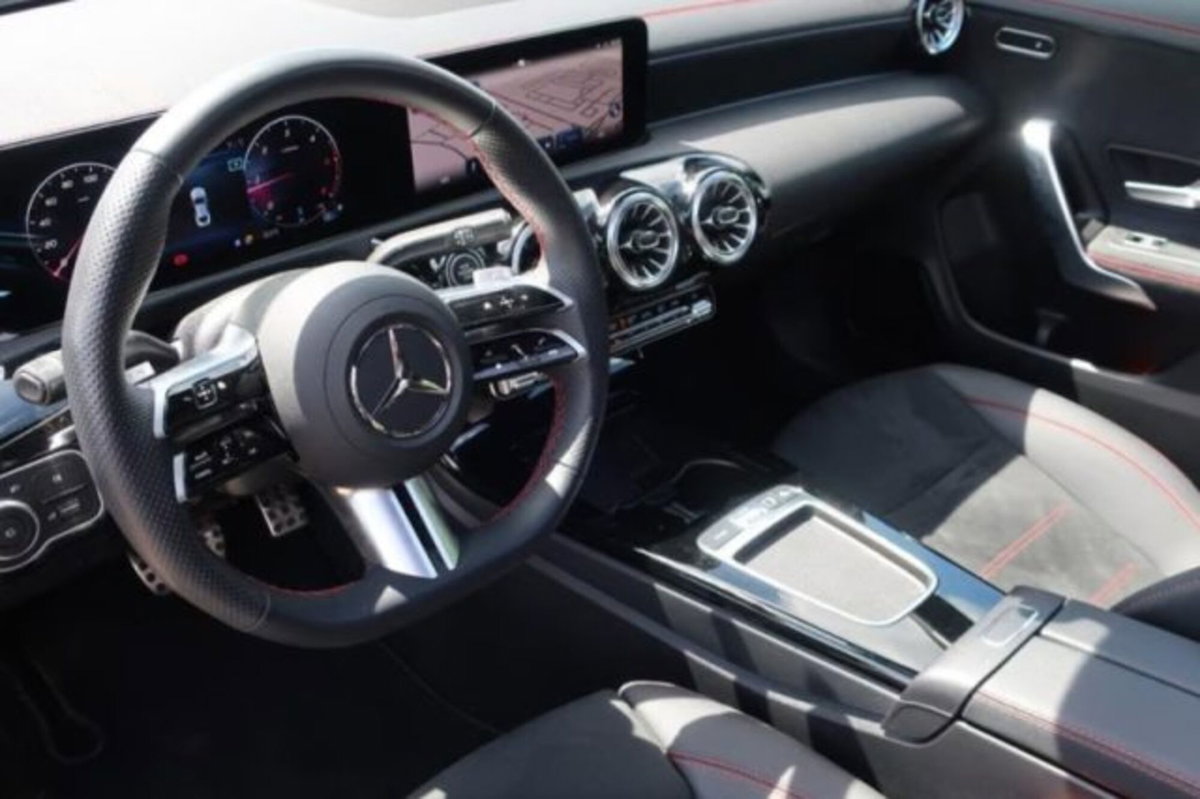 Mercedes-Benz CLA 200 d Automatic Premium (5)
