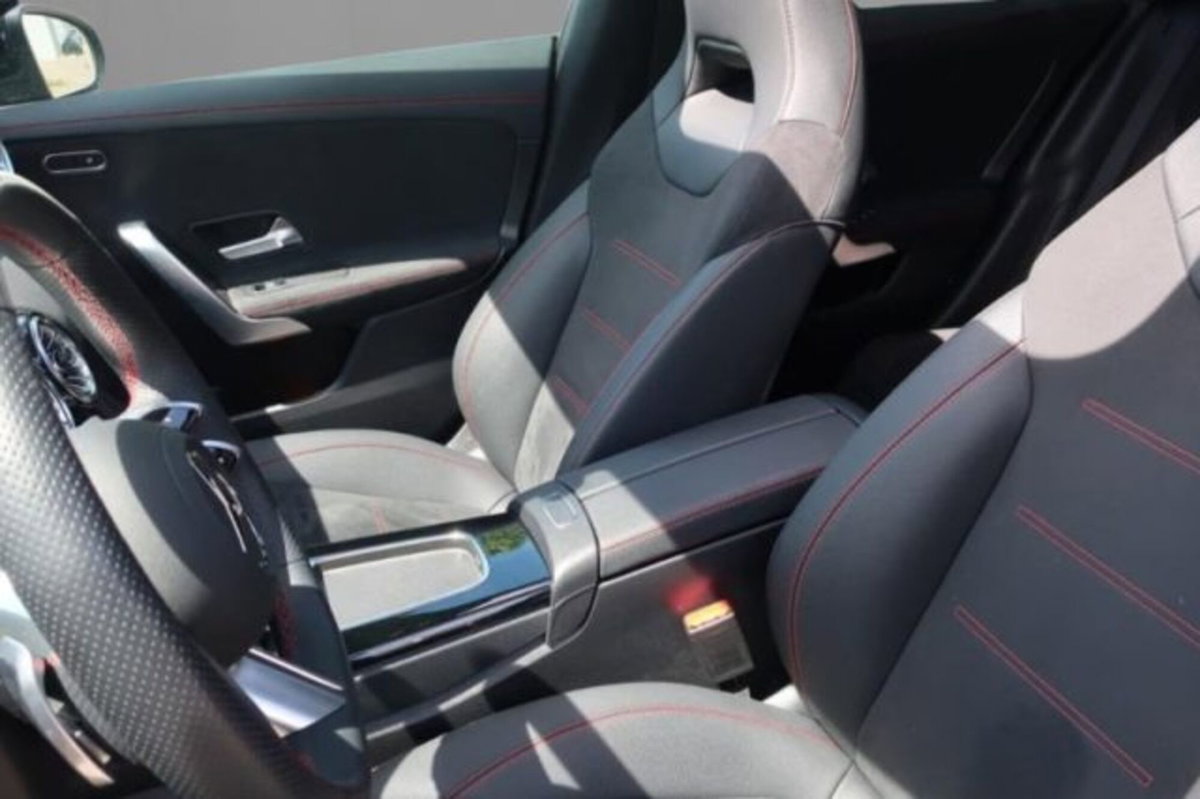 Mercedes-Benz CLA 200 d Automatic Premium (6)