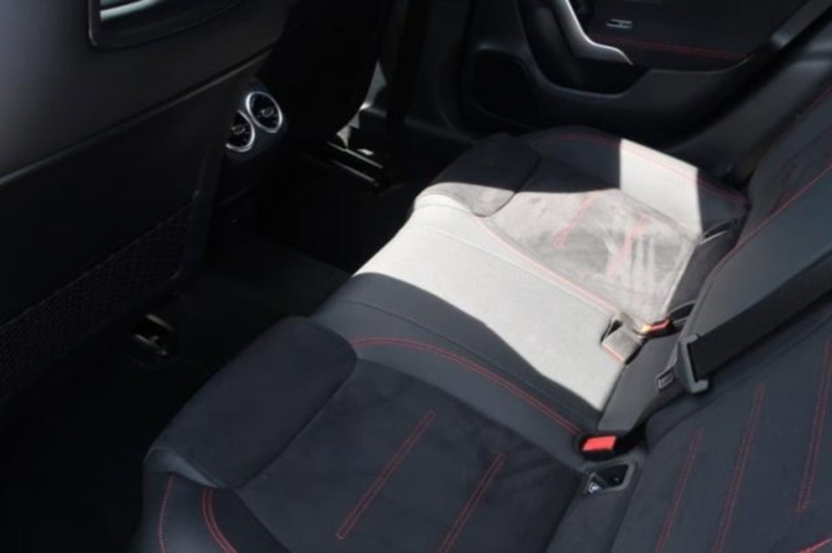 Mercedes-Benz CLA 200 d Automatic Premium (7)
