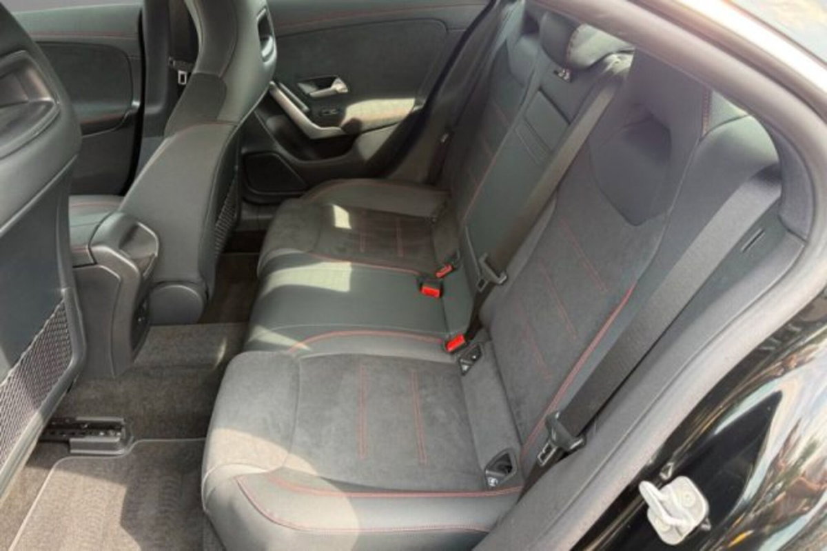 Mercedes-Benz CLA 200 d Automatic Executive (8)