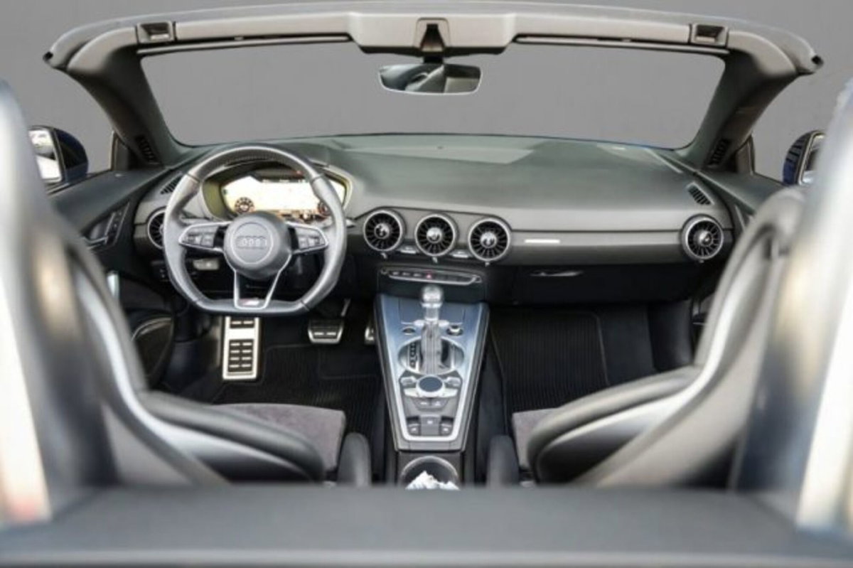 Audi TT Cabrio 2.0 TFSI S tronic (6)