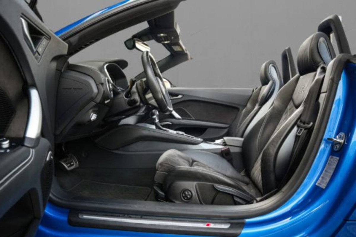 Audi TT Cabrio 2.0 TFSI S tronic (7)
