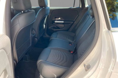 Mercedes-Benz GLA SUV 180 d Progressive Advanced Plus auto (8)