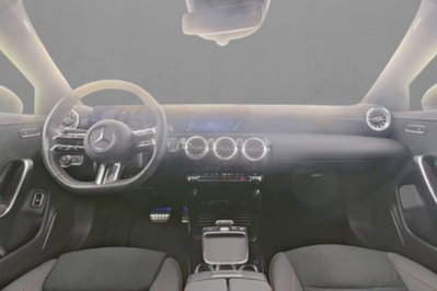 Mercedes-Benz CLA 200 Automatic Executive (3)