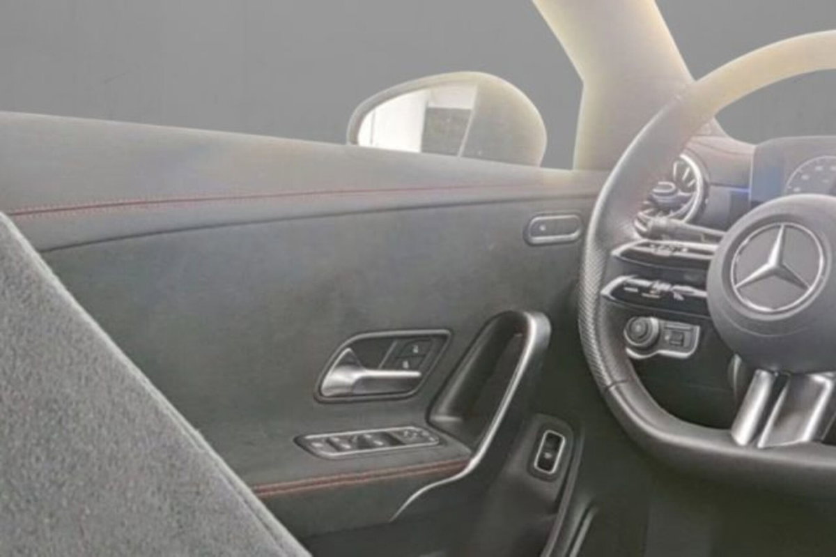 Mercedes-Benz CLA 200 Automatic Executive (5)