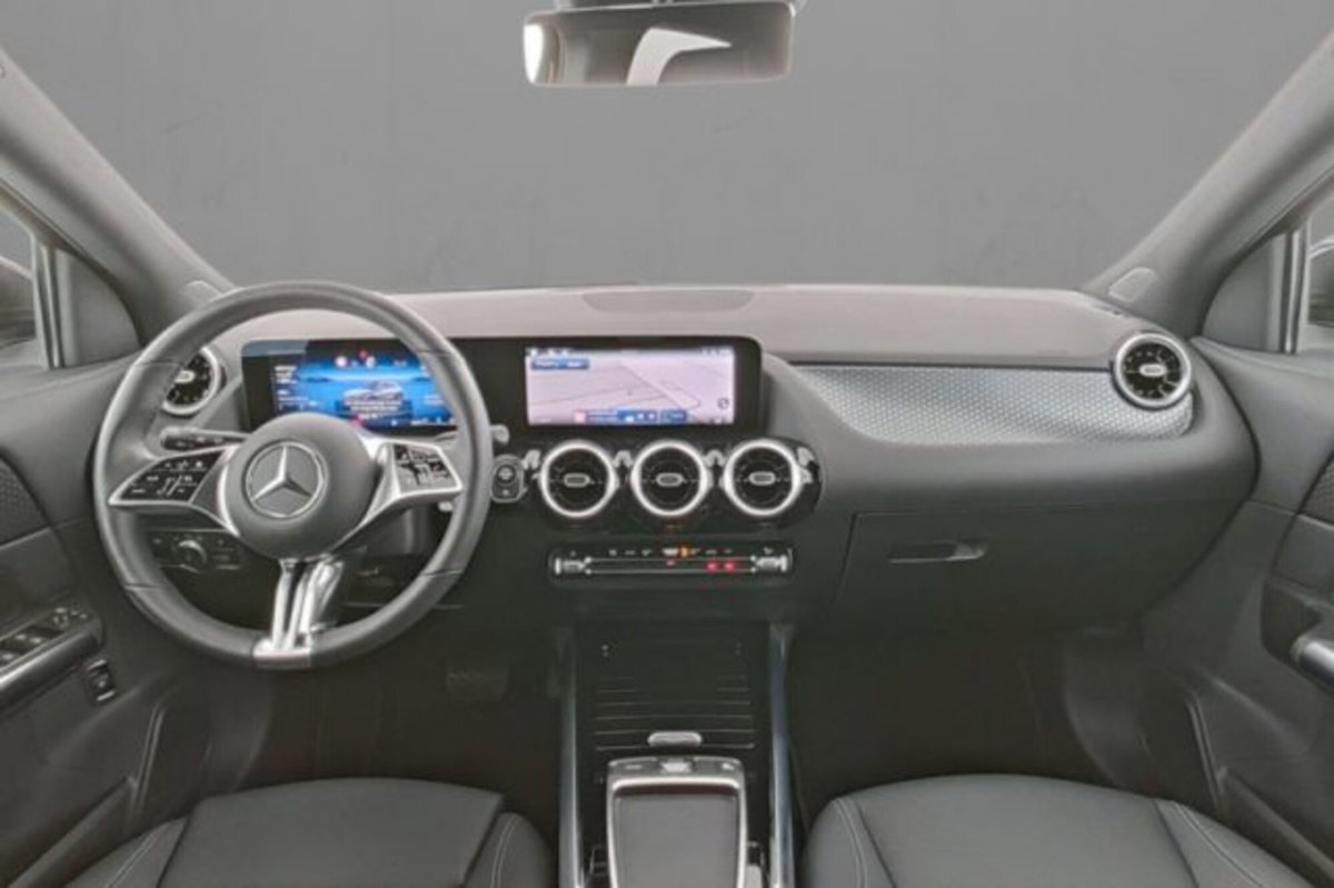 Mercedes-Benz GLA SUV 200 d Progressive Advanced Plus 4matic auto (6)