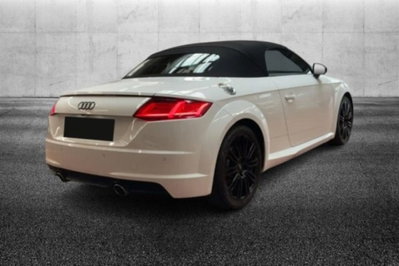 Audi TT Cabrio 45 TFSI S tronic (2)