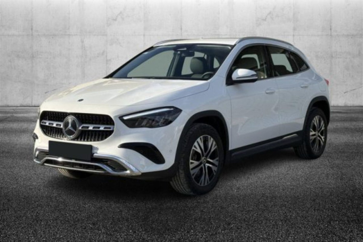 Mercedes-Benz GLA SUV 180 d Progressive Advanced Plus auto