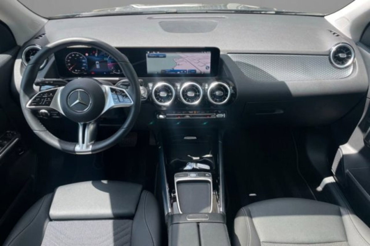 Mercedes-Benz GLA SUV 180 d Advanced auto (5)