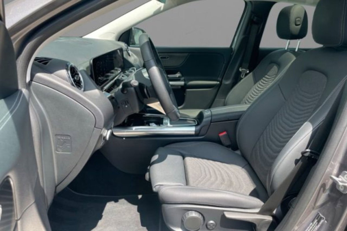 Mercedes-Benz GLA SUV 180 d Advanced auto (6)